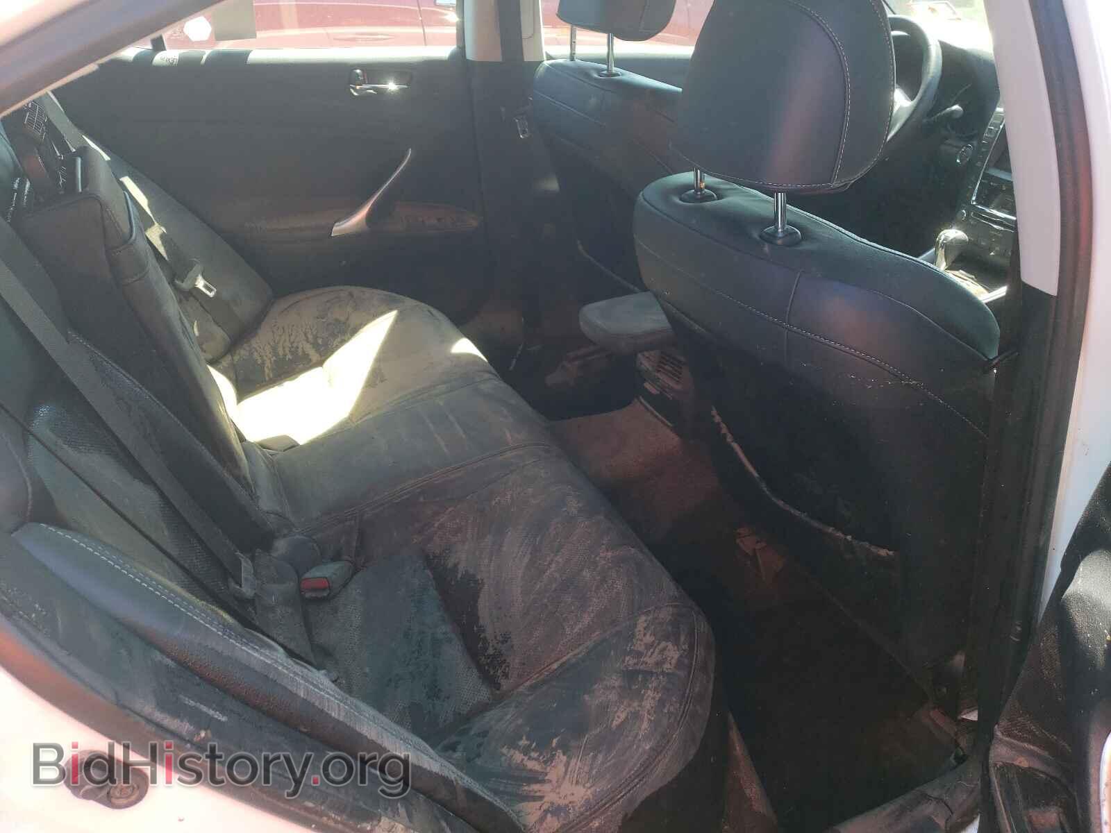2011 LEXUS IS - VIN: JTHCF5C22B5048772 - Фото 6
