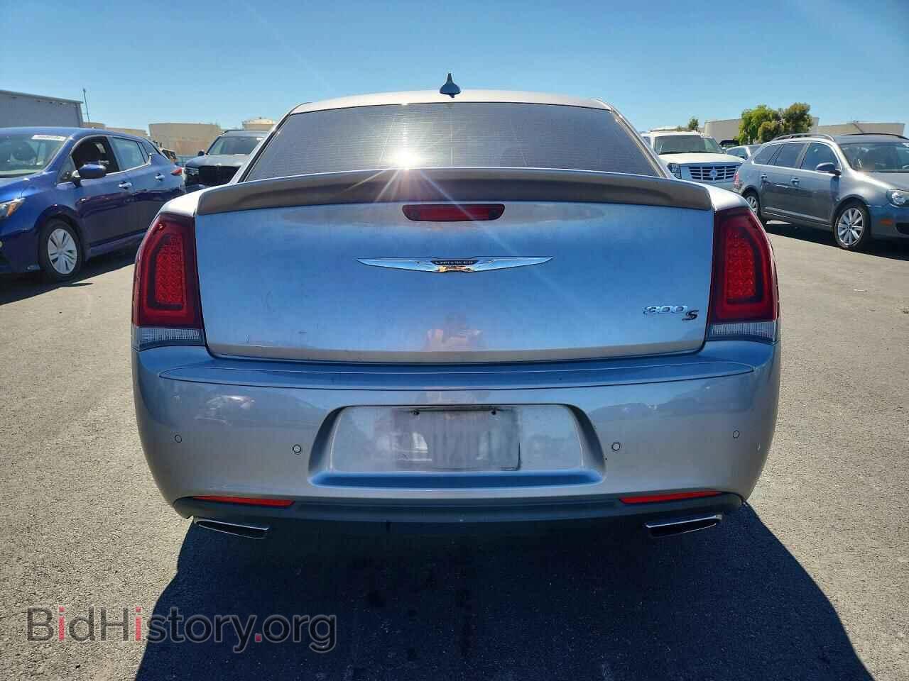 2018 CHRYSLER 300 - VIN: 2C3CCABG2JH261345 - Фото 6