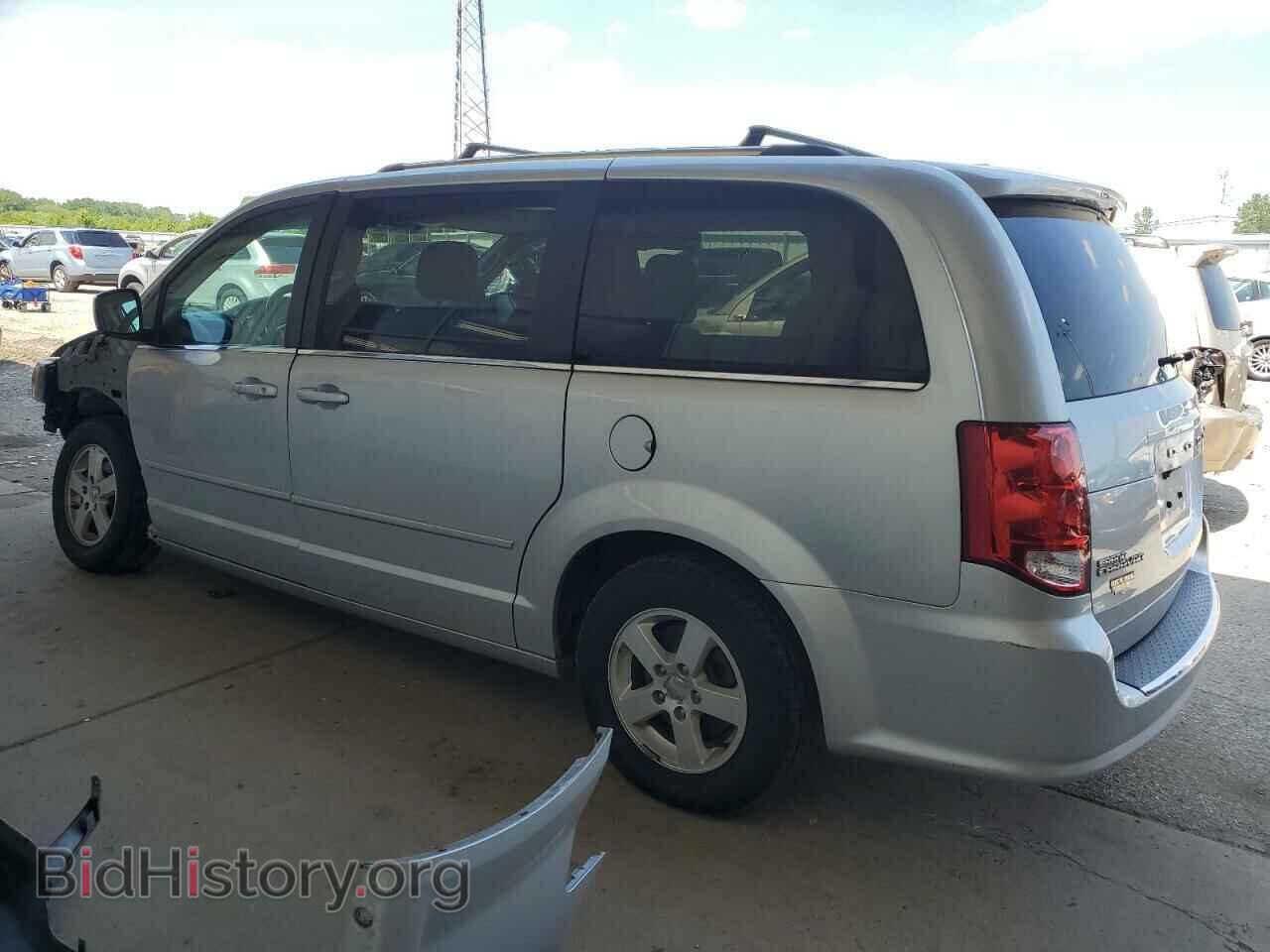 2011 DODGE CARAVAN - VIN: 2D4RN5DG0BR688896 - Фото 2