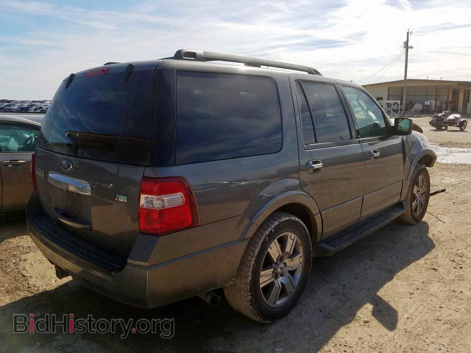 2010 FORD EXPEDITION - VIN: 1FMJU1F55AEA53987 - Фото 4