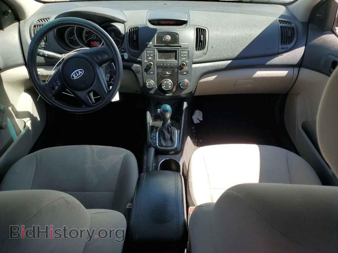 2011 KIA FORTE - VIN: KNAFT4A21B5456049 - Фото 8