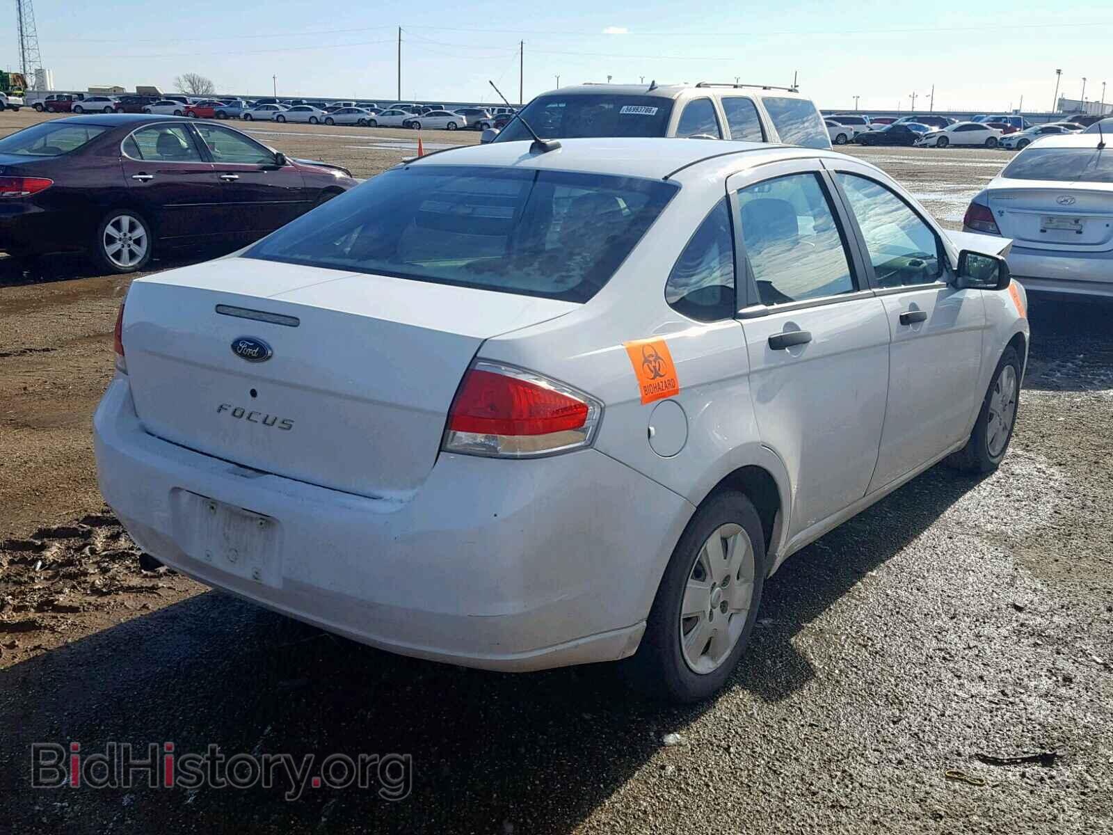 2008 FORD FOCUS - VIN: 1FAHP34NX8W136009 - Фото 4