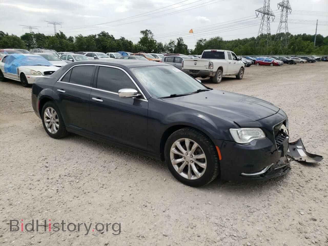 2017 CHRYSLER 300 - VIN: 2C3CCAKG1HH571271 - Фото 4