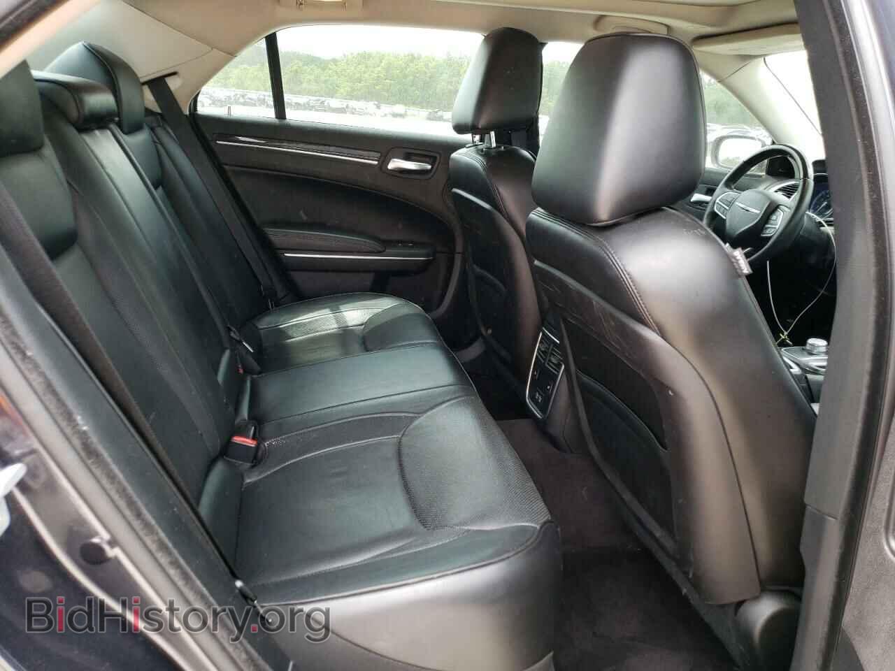 2017 CHRYSLER 300 - VIN: 2C3CCAKG1HH571271 - Фото 10