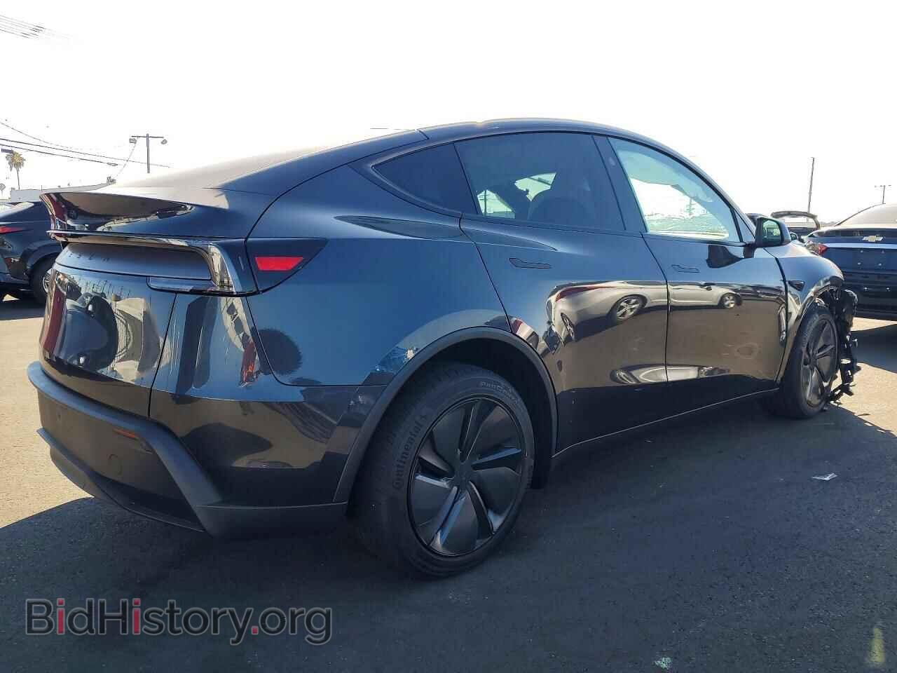 2026 TESLA MODEL Y - VIN: 7SAYGDED4TF596093 - Photo 3