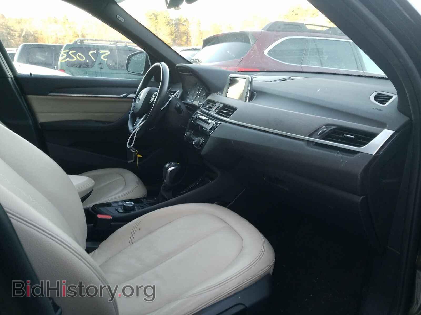 2016 BMW X1 - VIN: WBXHT3C38G5E48006 - Фото 5