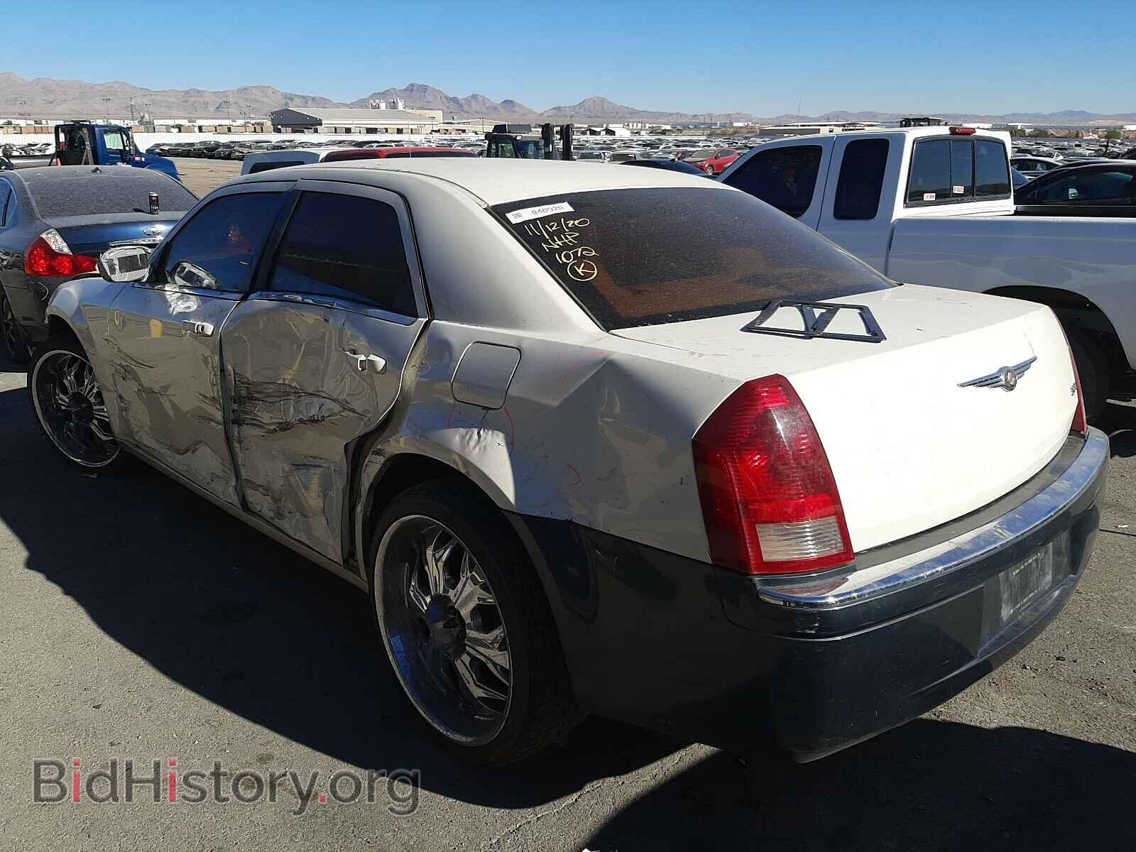 2007 CHRYSLER 300 - VIN: 2C3KA43R97H776113 - Фото 3