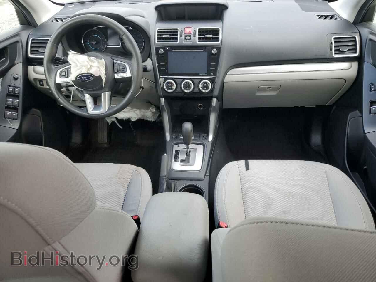2018 SUBARU FORESTER - VIN: JF2SJAGC4JH555498 - Фото 8