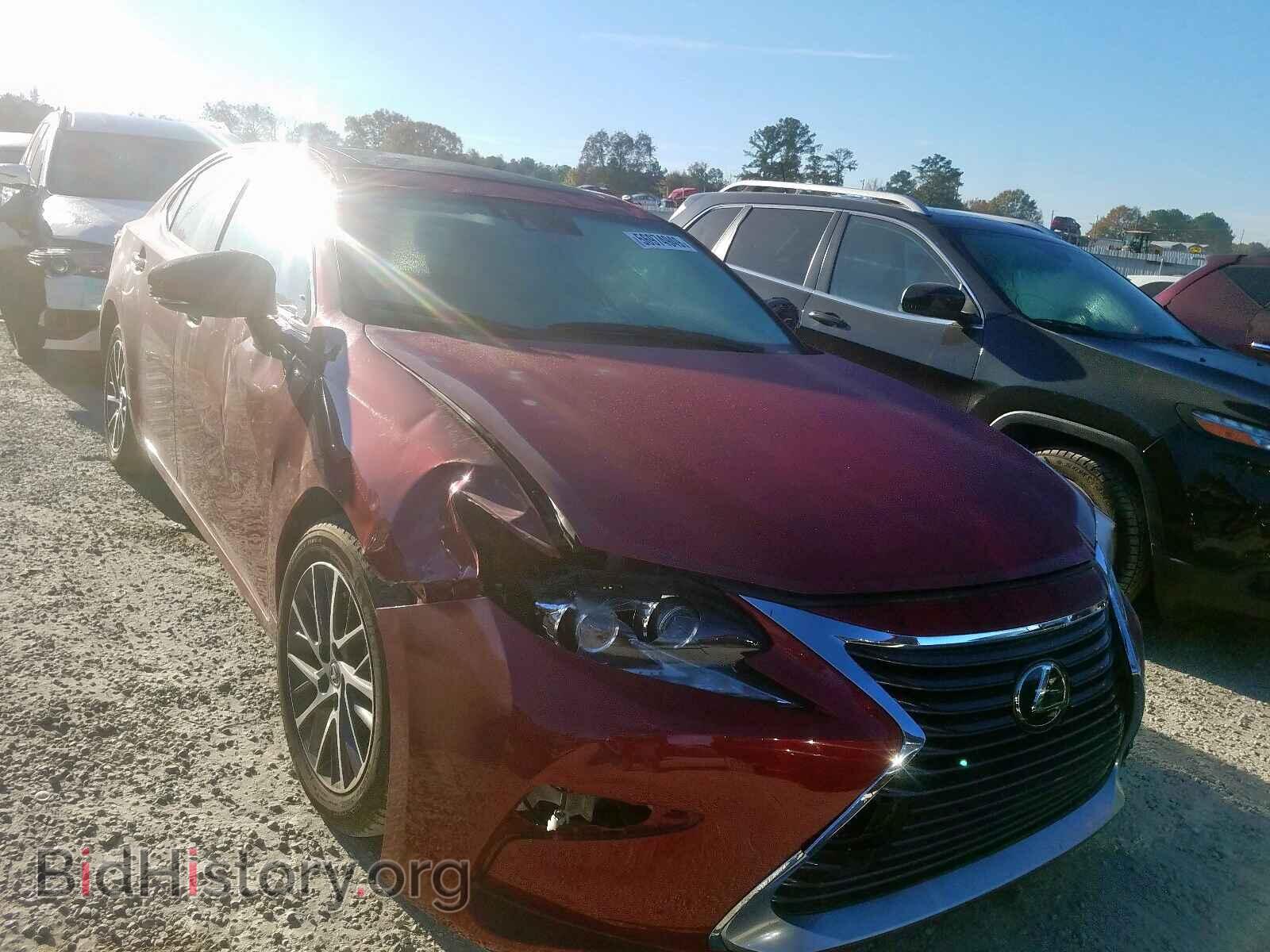 Photo JTHBK1GG3H2252092 - LEXUS ES350 2017