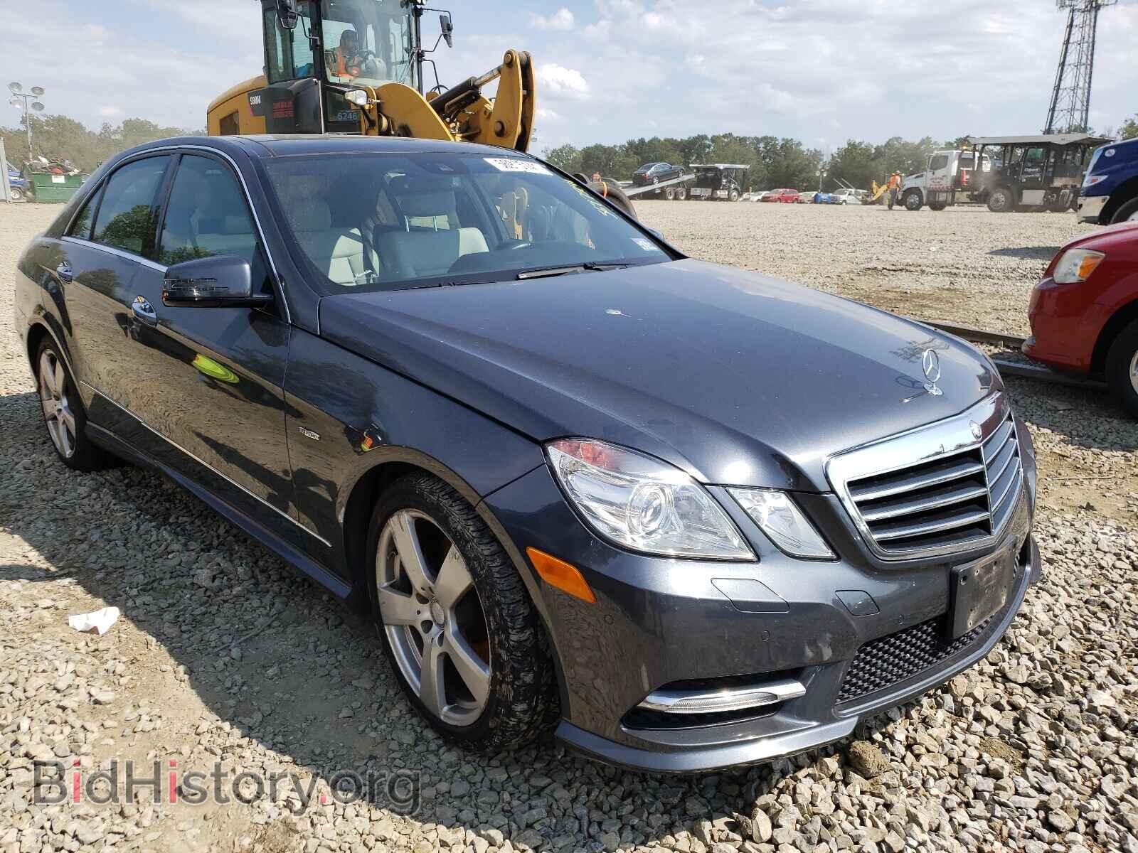 Photo WDDHF8JB8CA643913 - MERCEDES-BENZ E-CLASS 2012