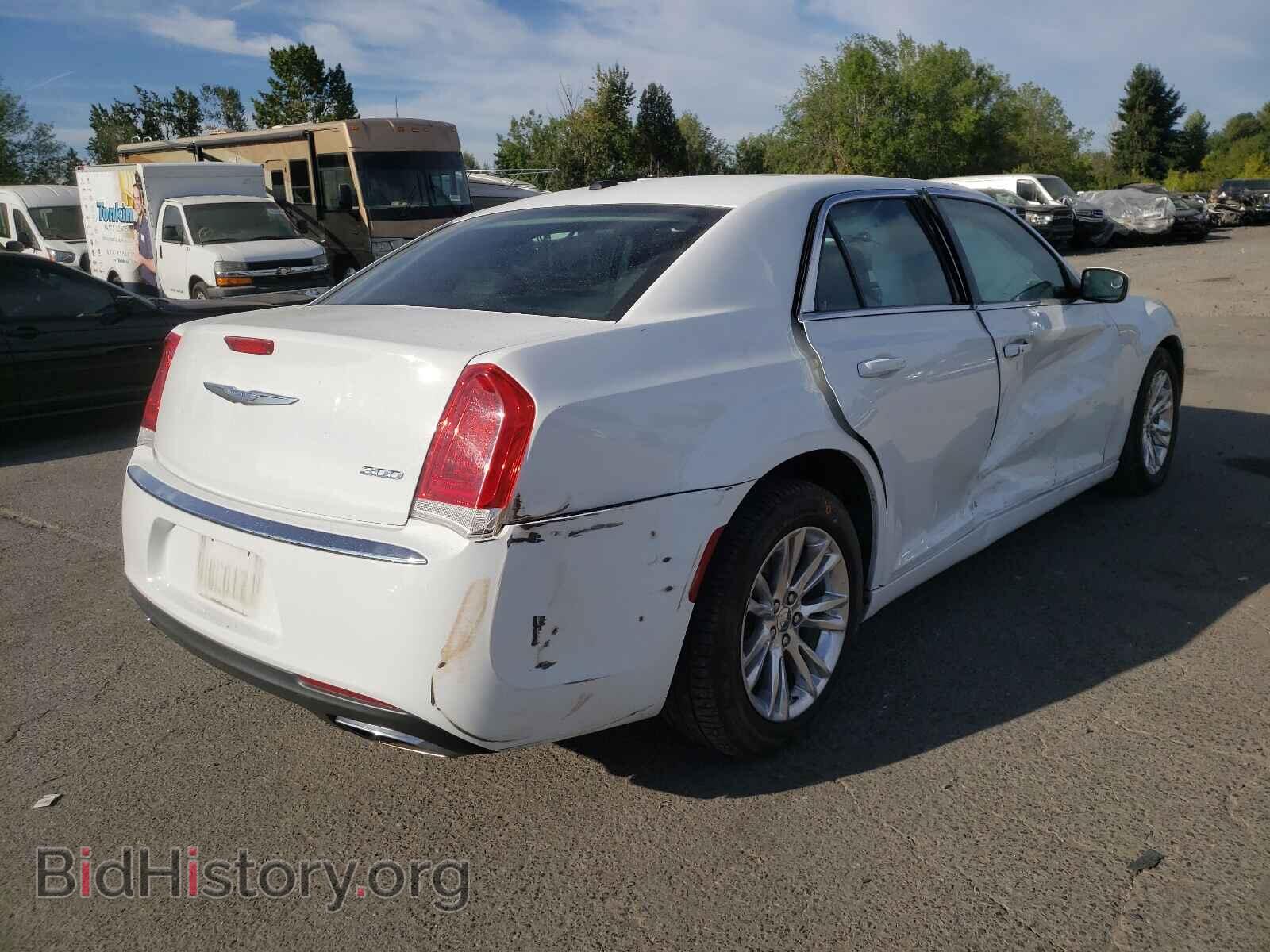 2015 CHRYSLER 300 - VIN: 2C3CCAAG1FH828332 - Фото 4