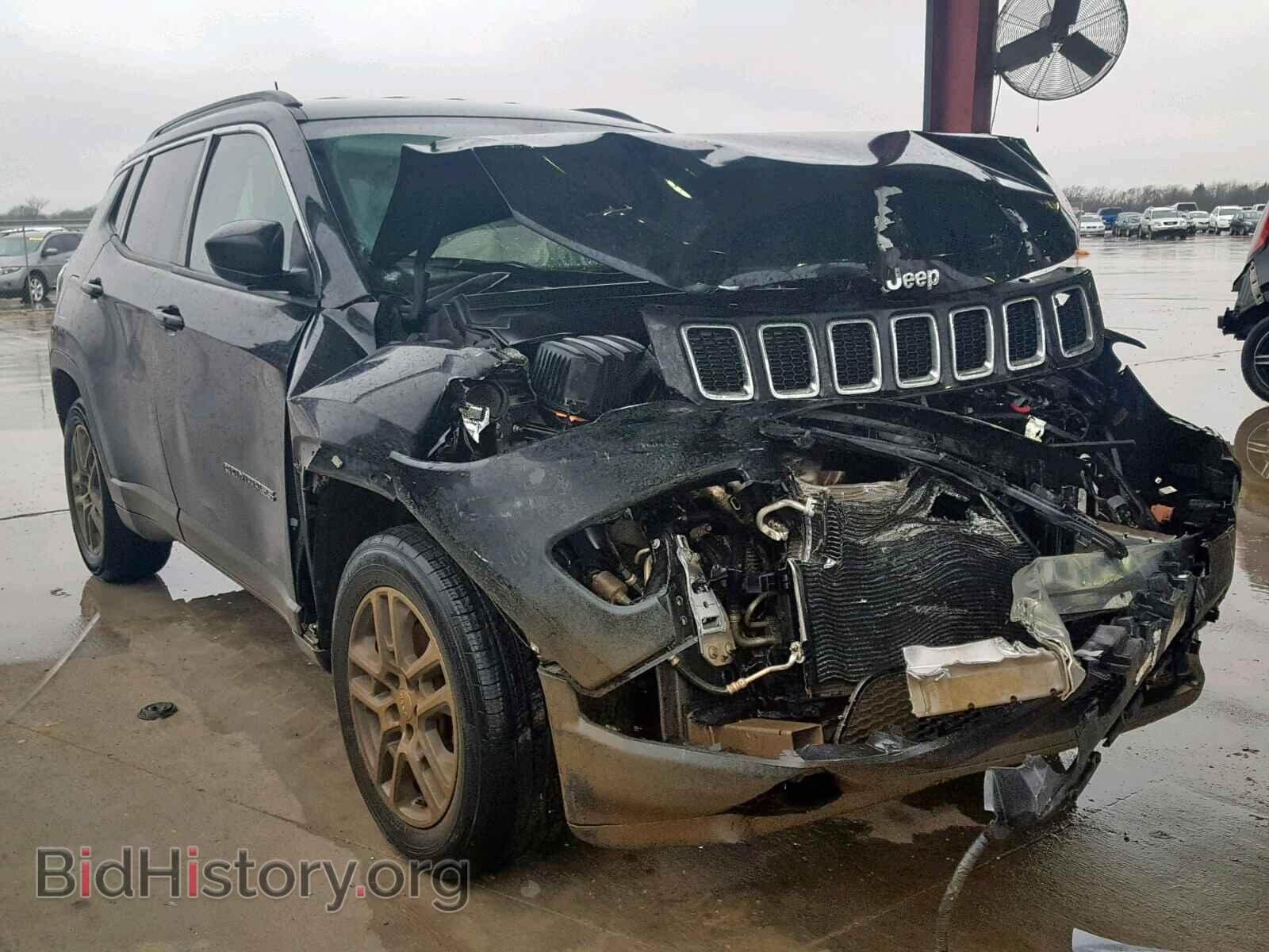 Photo 3C4NJCBB6HT611491 - JEEP COMPASS LA 2017