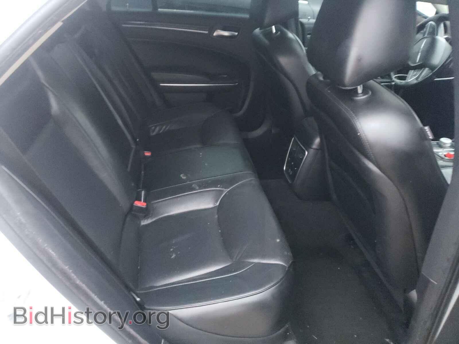 2016 CHRYSLER 300 - VIN: 2C3CCAEG8GH235546 - Фото 6