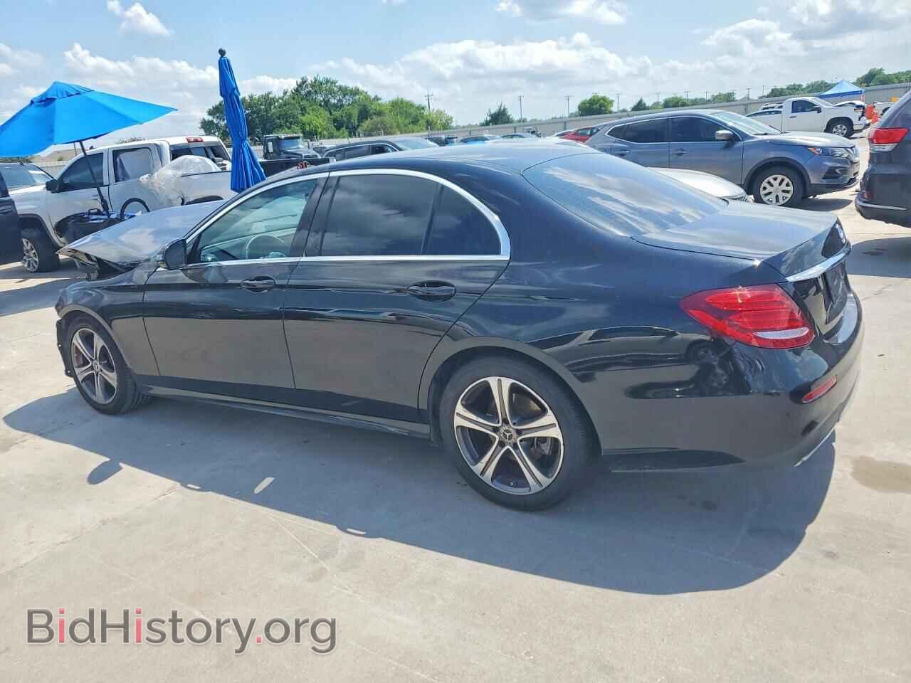 2019 MERCEDES-BENZ E-CLASS - VIN: WDDZF4JB6KA565157 - Фото 2