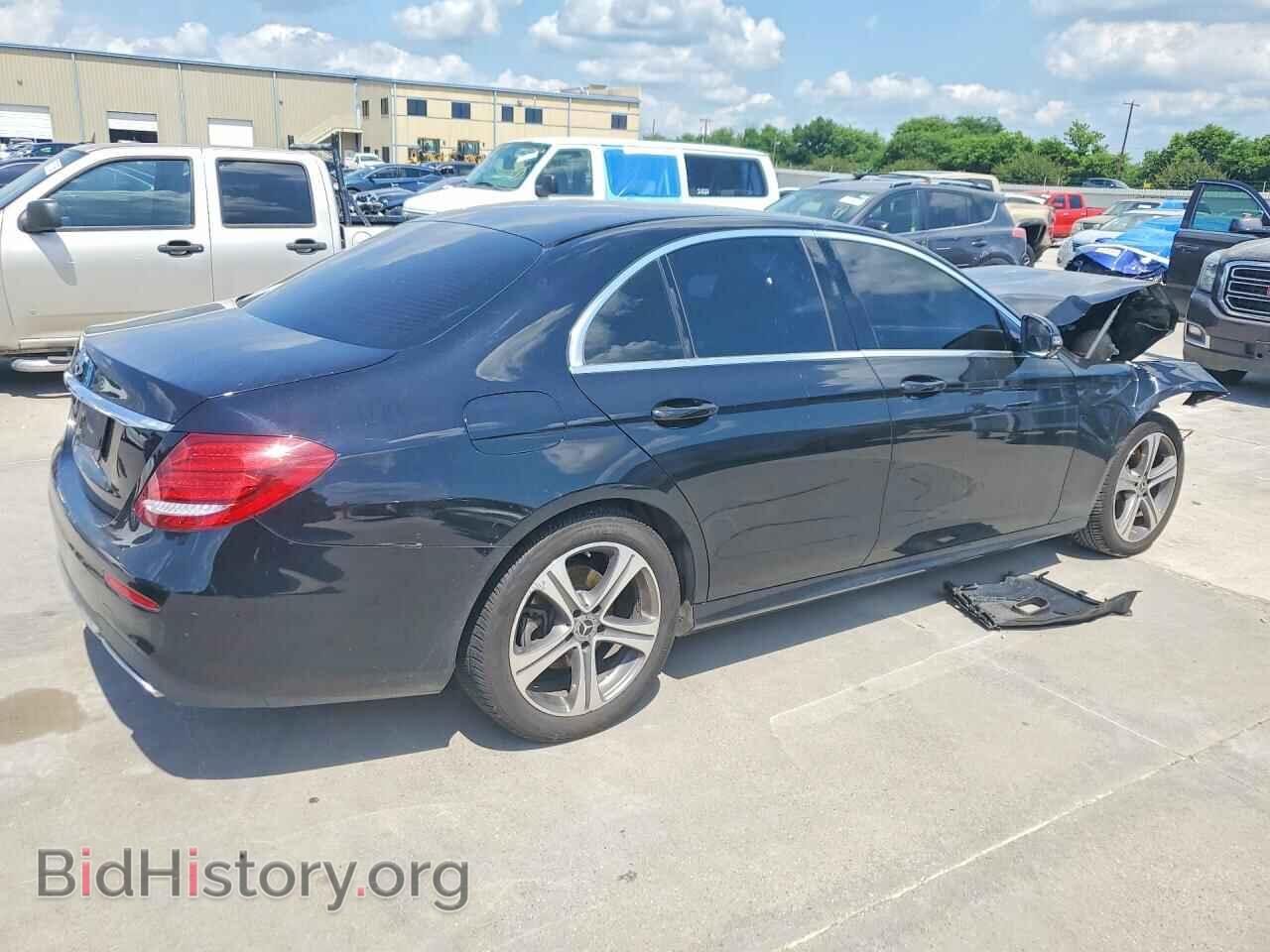 2019 MERCEDES-BENZ E-CLASS - VIN: WDDZF4JB6KA565157 - Фото 3