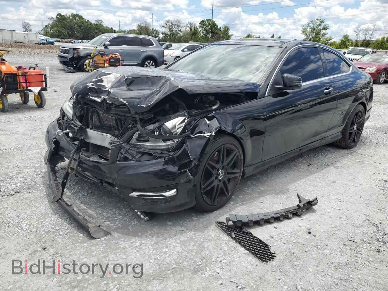 Photo WDDGJ5HB8EG169976 - MERCEDES-BENZ C-CLASS 2014