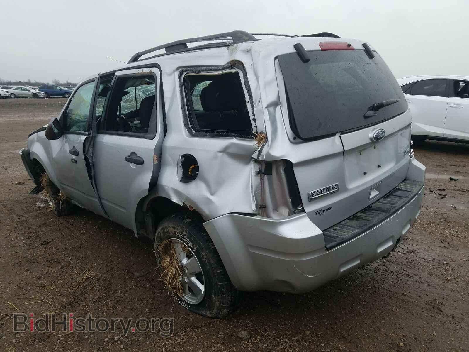 2011 FORD ESCAPE - VIN: 1FMCU9DG8BKB02615 - Фото 3