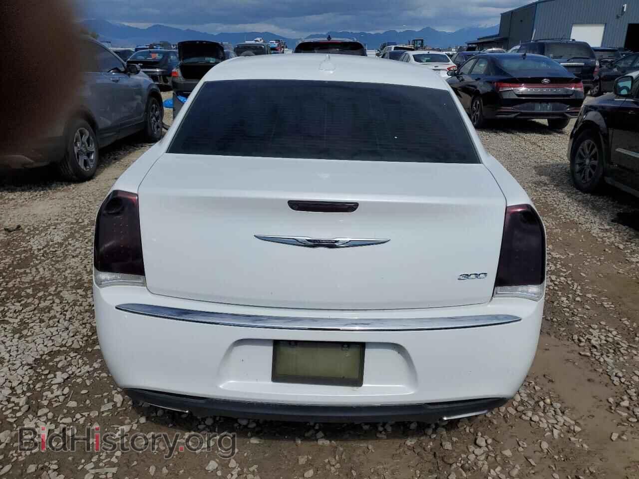 2015 CHRYSLER 300 - VIN: 2C3CCAAG8FH749045 - Фото 6