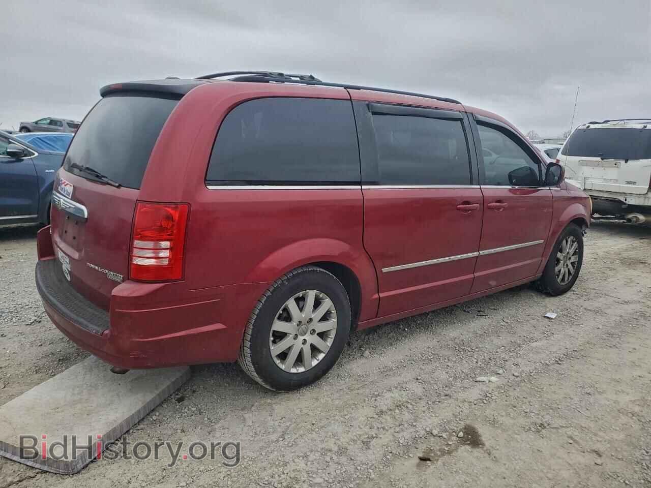 2010 CHRYSLER MINIVAN - VIN: 2A4RR8DX7AR368356 - Фото 3