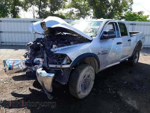 2018 DODGE All Models - VIN: 3C6UR5CL5JG389913 - Фото 2