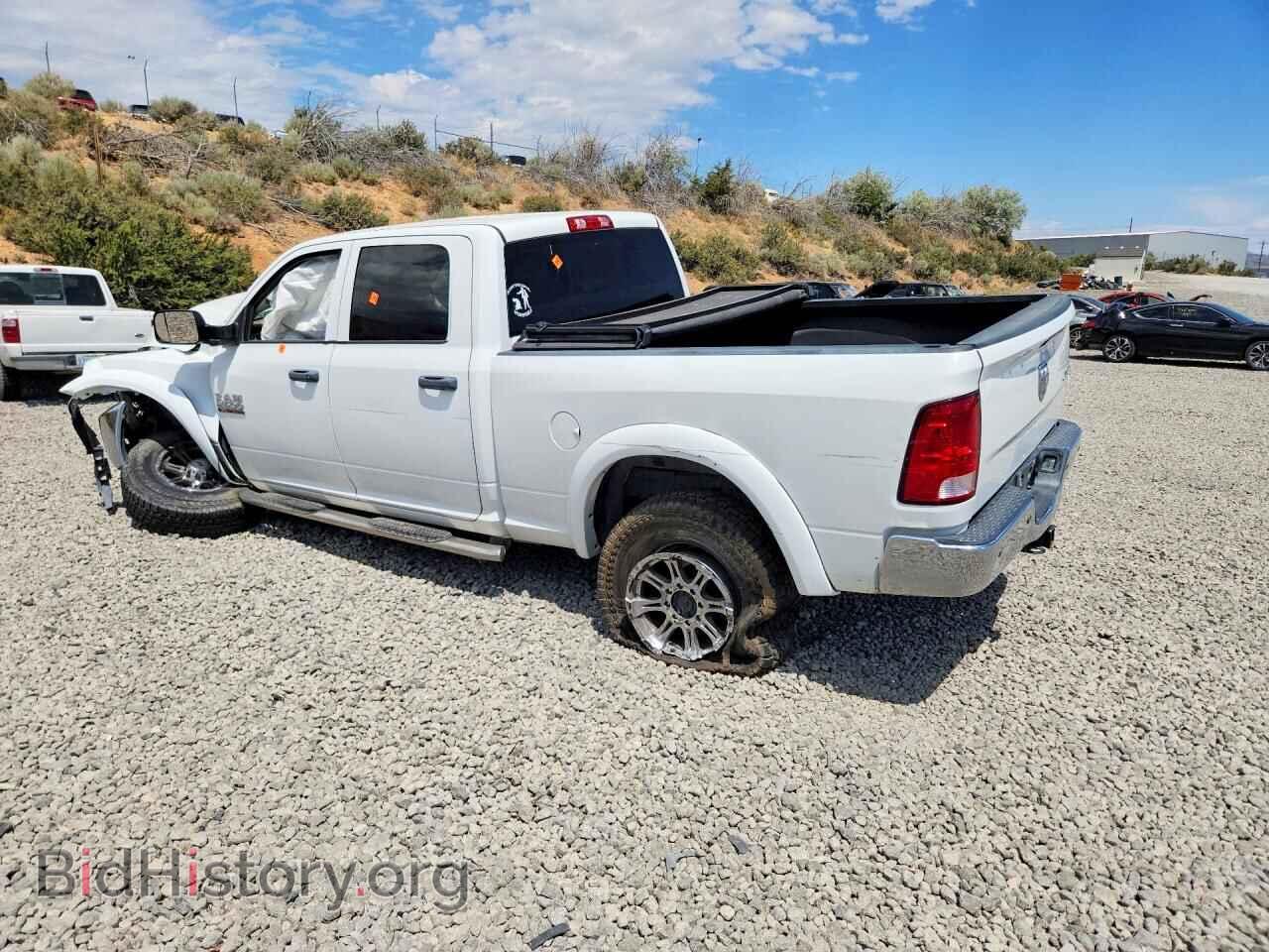 2017 RAM 2500 - VIN: 3C6UR5CL0HG570850 - Photo 2