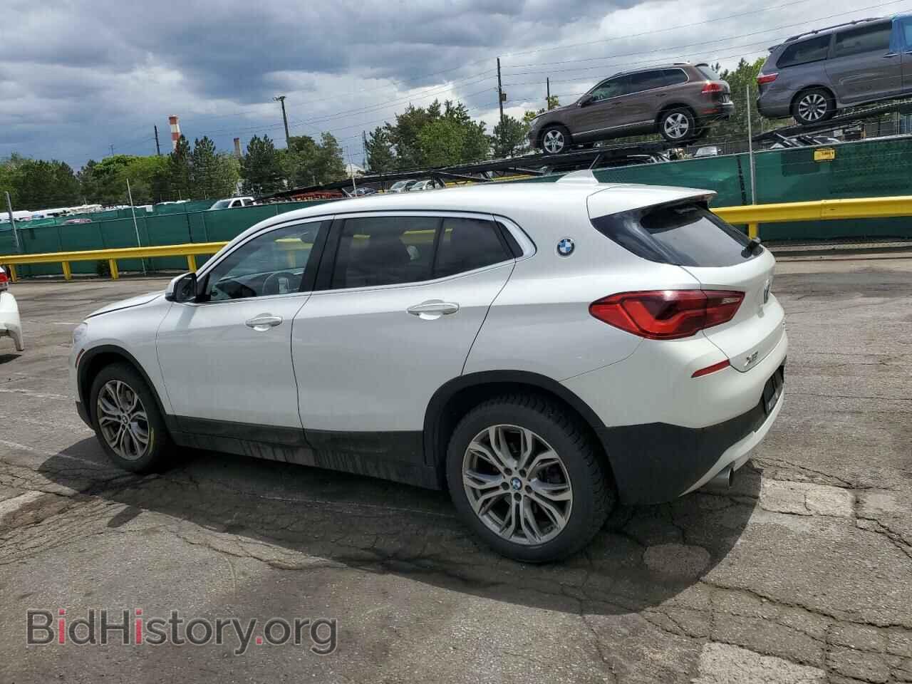 2018 BMW X2 - VIN: WBXYJ5C38JEF79686 - Фото 2