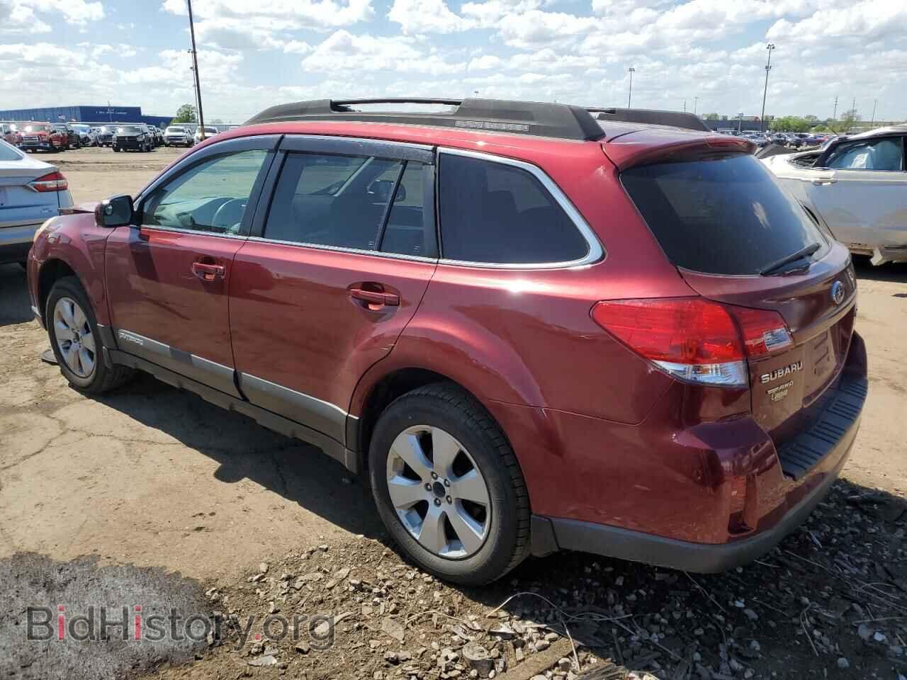 2011 SUBARU OUTBACK - VIN: 4S4BRBBC8B3403450 - Фото 2