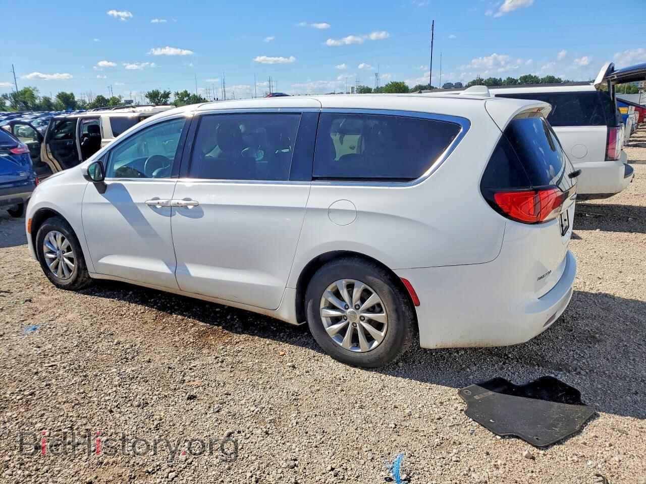 2017 CHRYSLER PACIFICA - VIN: 2C4RC1DG4HR634389 - Фото 2