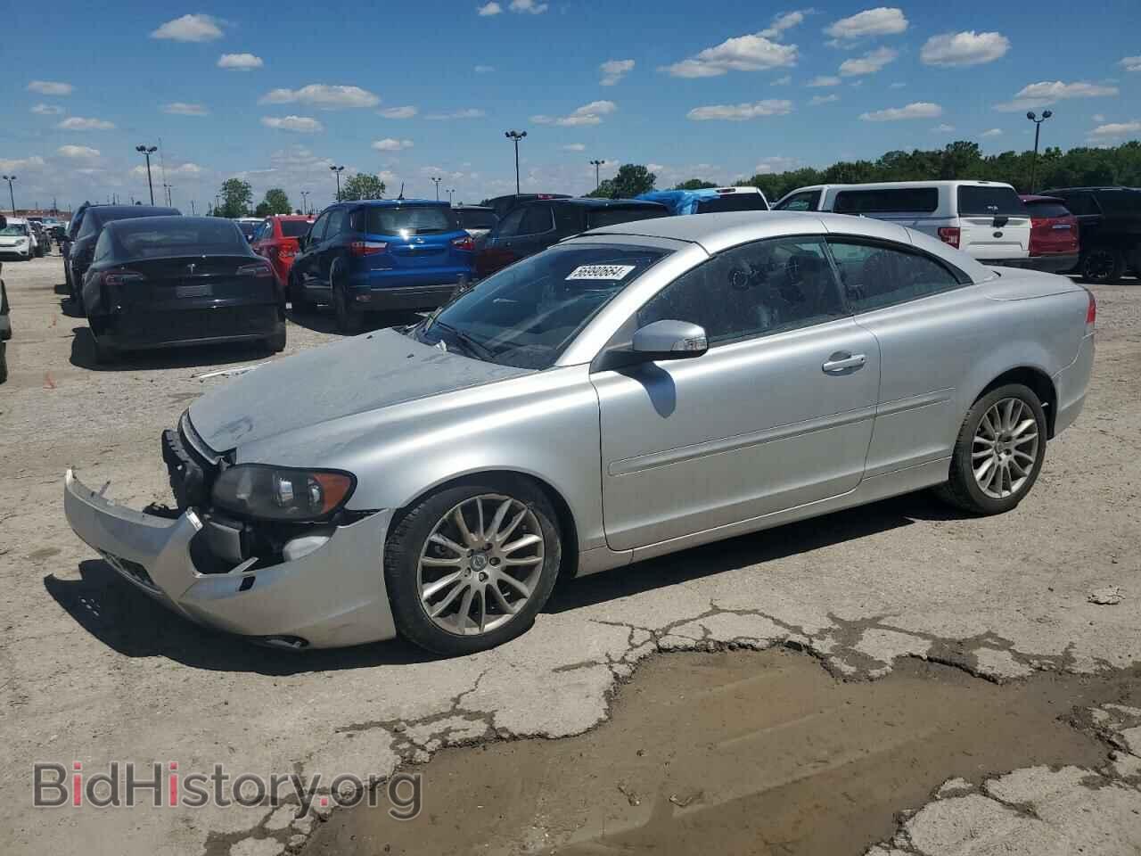Фотография YV1MC672X8J043134 - VOLVO C70 2008