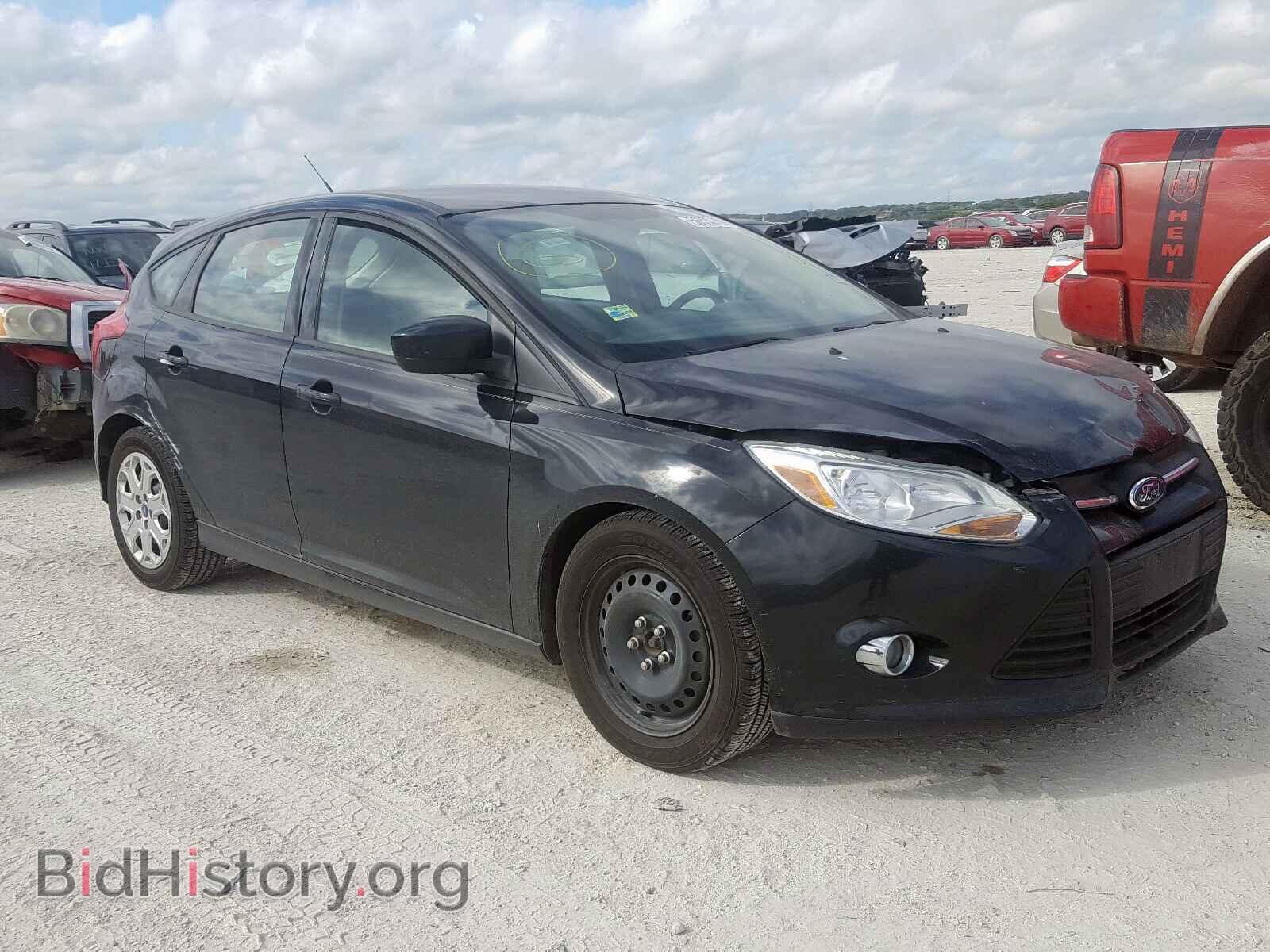 Photo 1FAHP3K25CL134946 - FORD FOCUS SE 2012