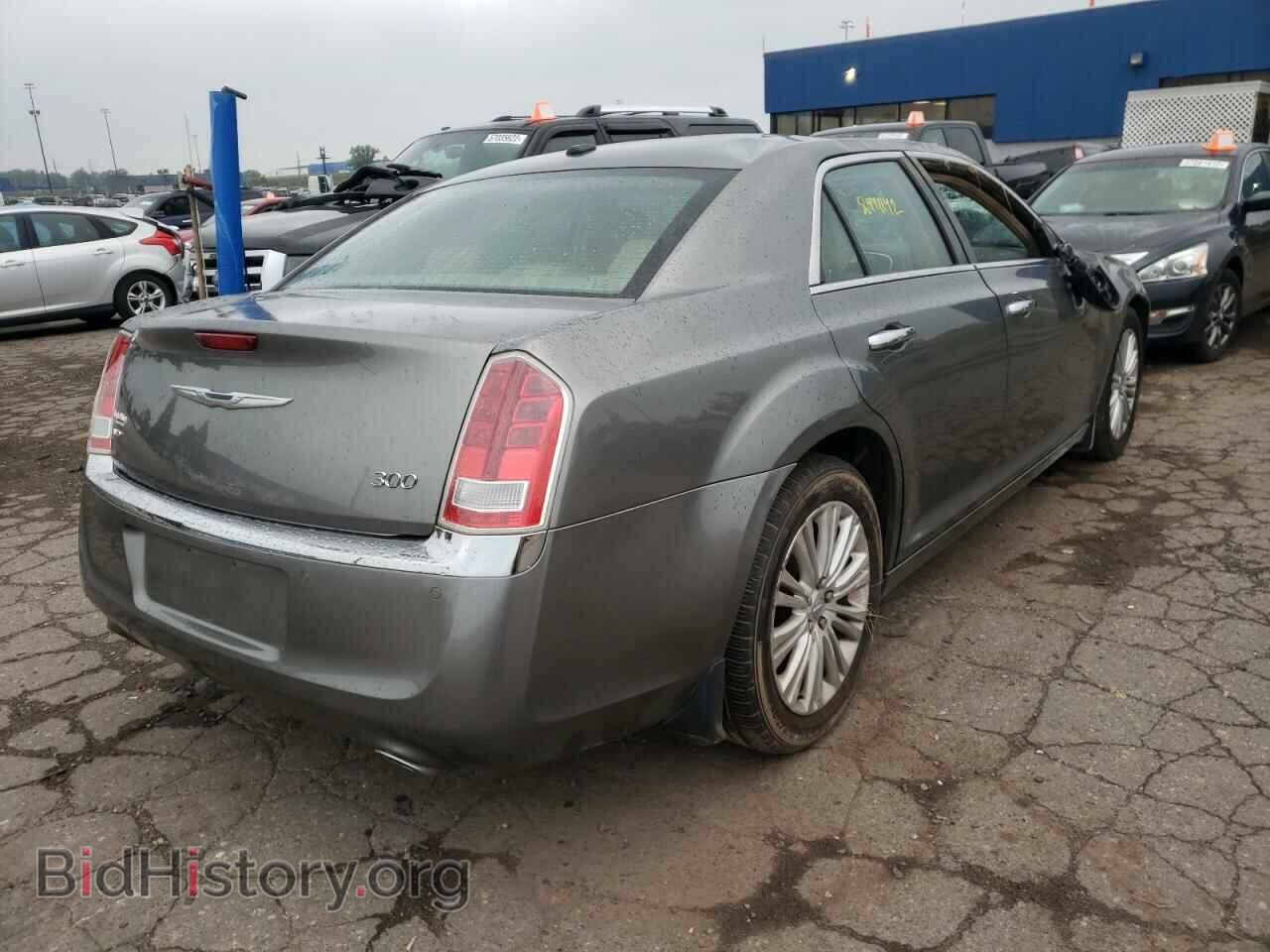 2012 CHRYSLER 300 - VIN: 2C3CCAHG1CH257118 - Фото 4