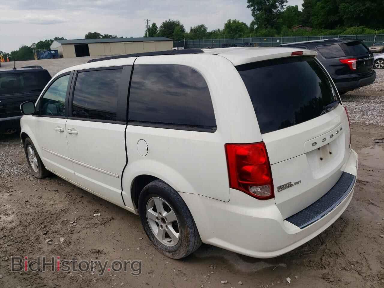 2011 DODGE CARAVAN - VIN: 2D4RN3DG0BR637581 - Photo 2