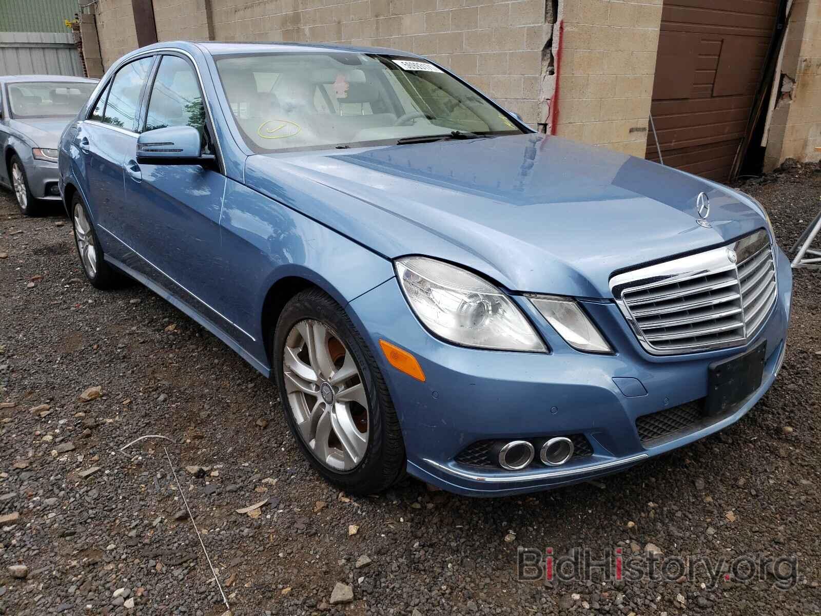 Photo WDDHF8HB5BA280393 - MERCEDES-BENZ E-CLASS 2011