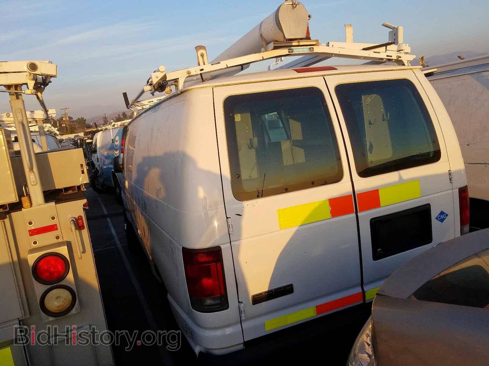2010 FORD ECONOLINE - VIN: 1FTNE2EL3ADA49743 - Фото 3