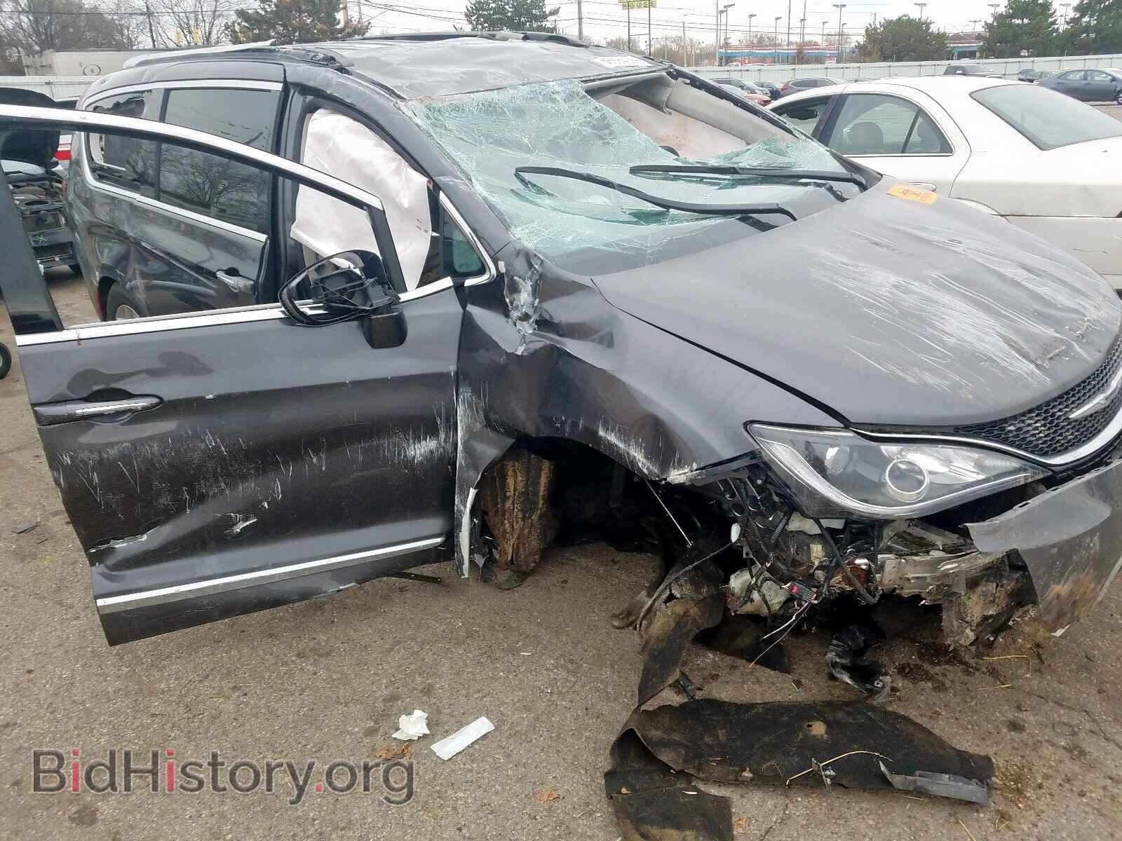 2018 CHRYSLER PACIFICA T - VIN: 2C4RC1EG0JR292119 - Фото 9
