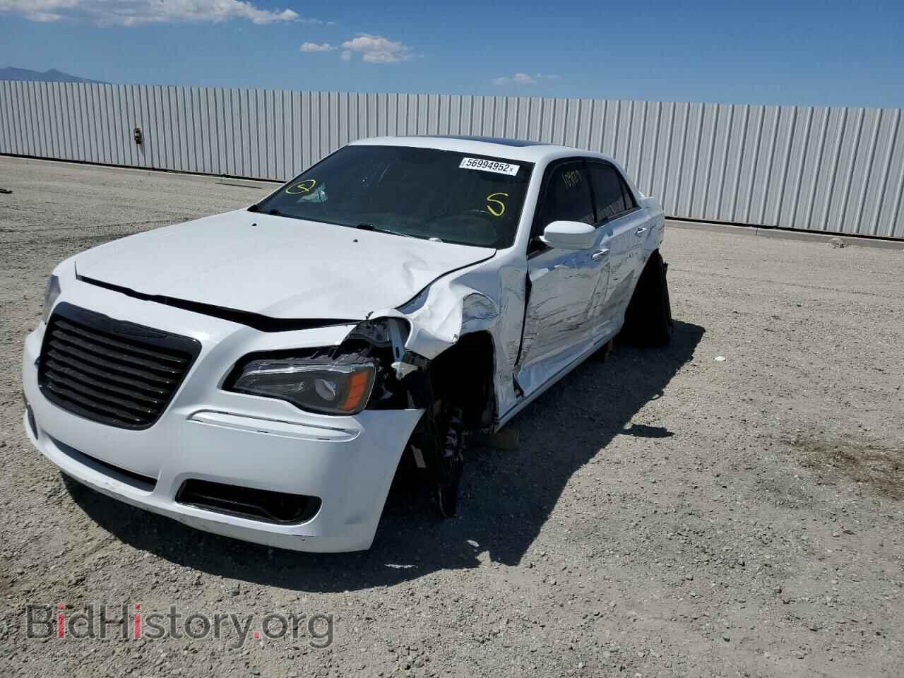 2014 CHRYSLER 300 - VIN: 2C3CCABG3EH340609 - Фото 9