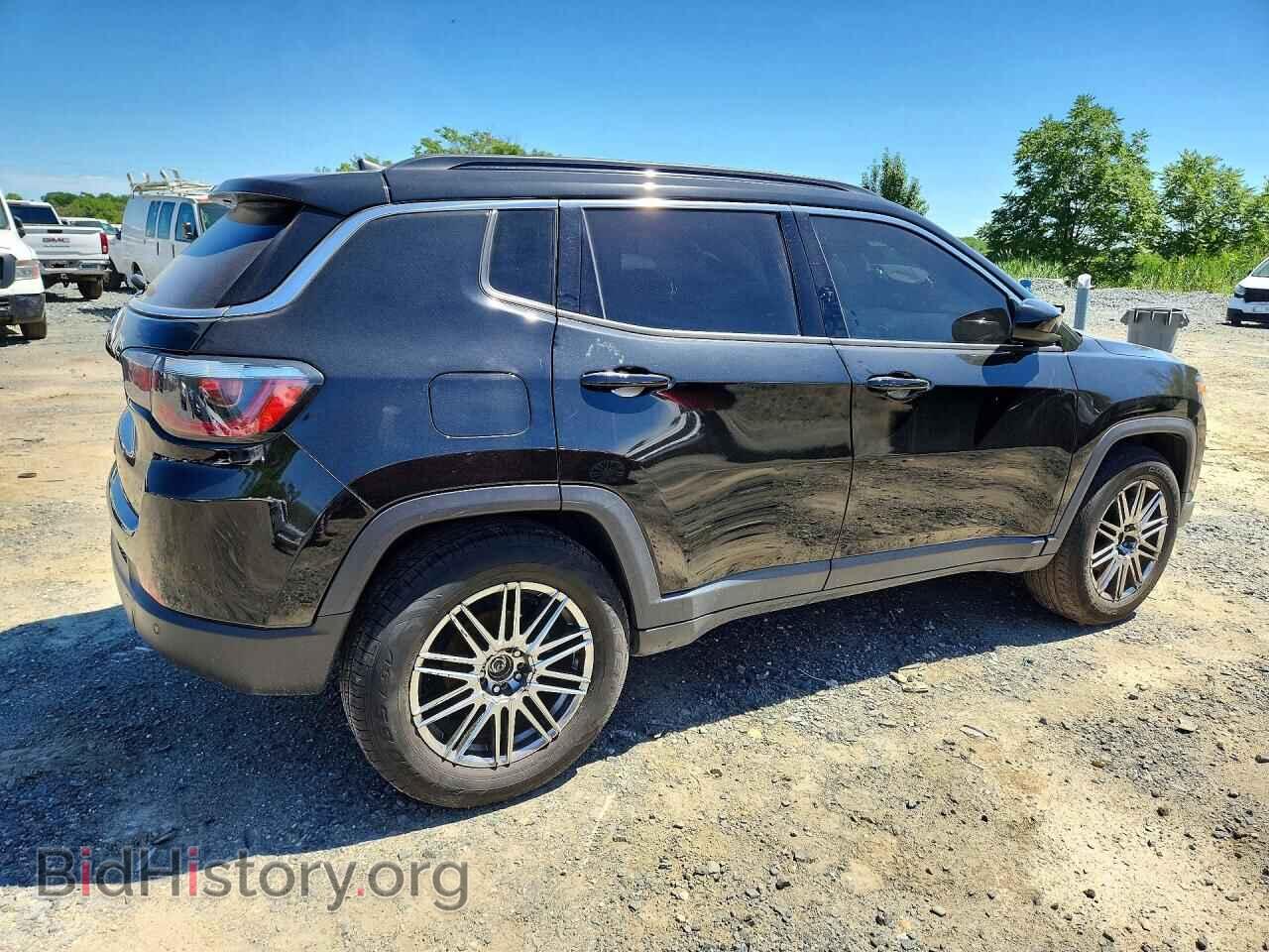 2018 JEEP COMPASS - VIN: 3C4NJDBB6JT104957 - Фото 3