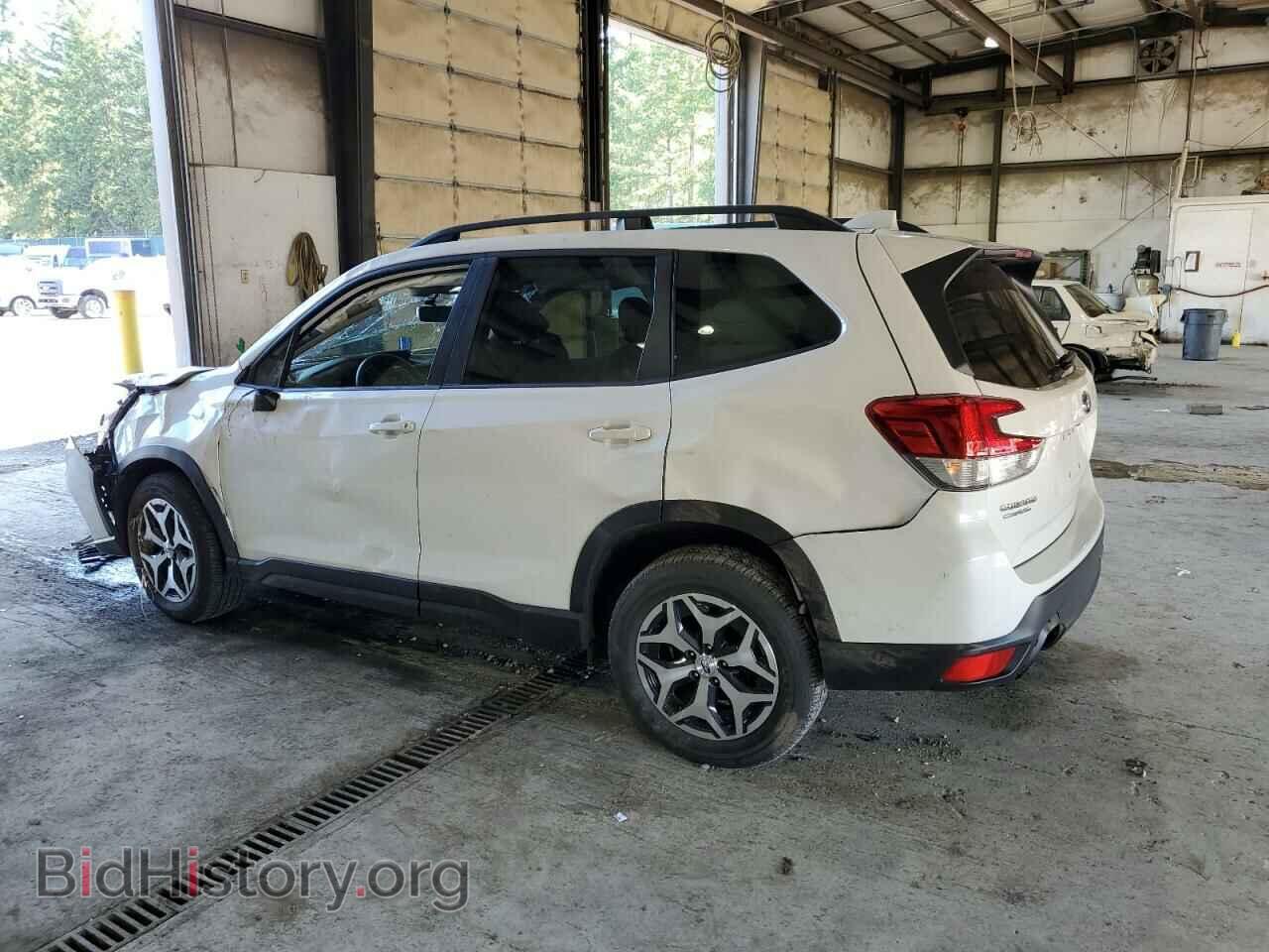 2020 SUBARU FORESTER - VIN: JF2SKAJC3LH608748 - Фото 2