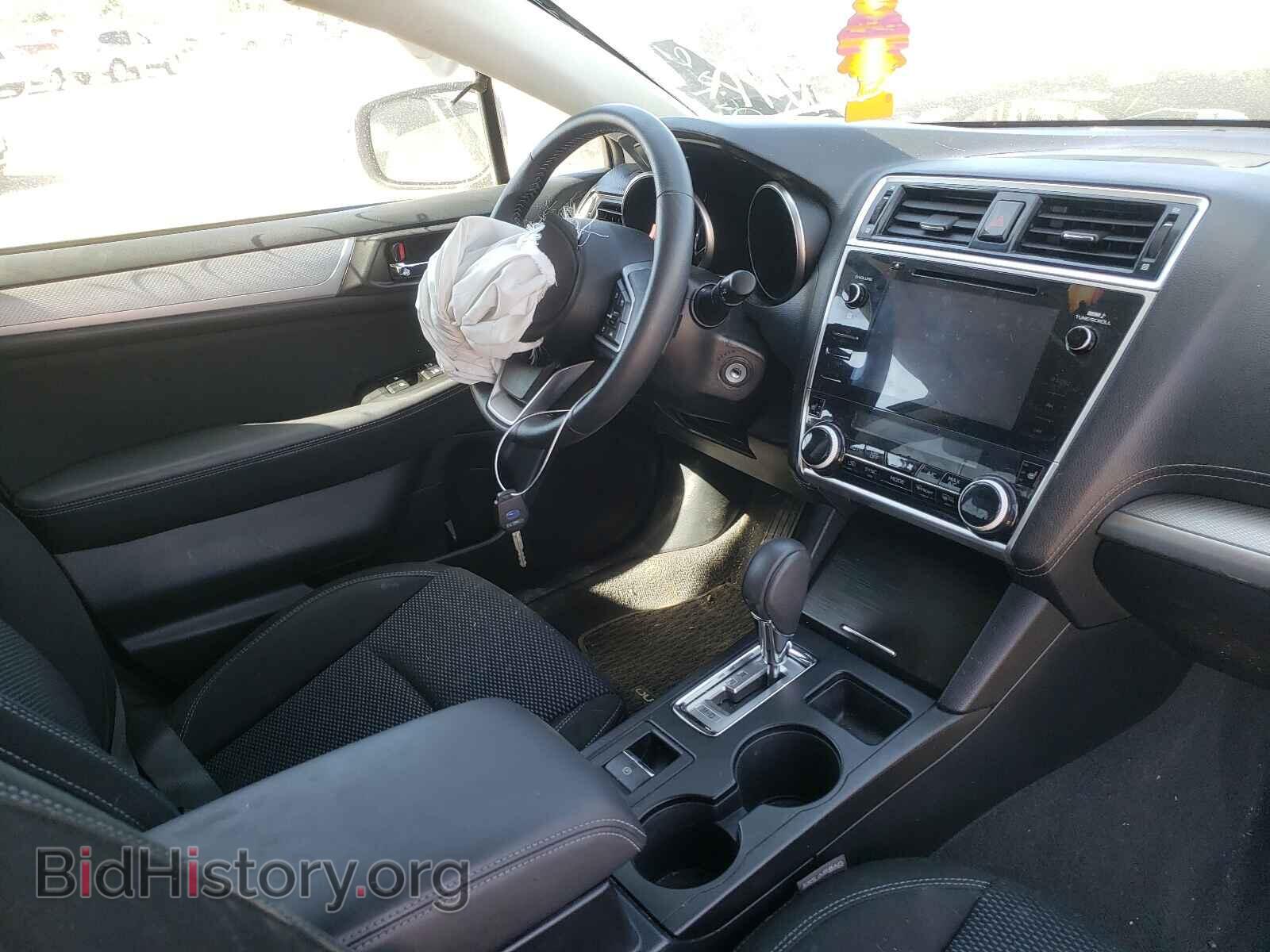 2018 SUBARU OUTBACK - VIN: 4S4BSAFCXJ3382205 - Фото 9