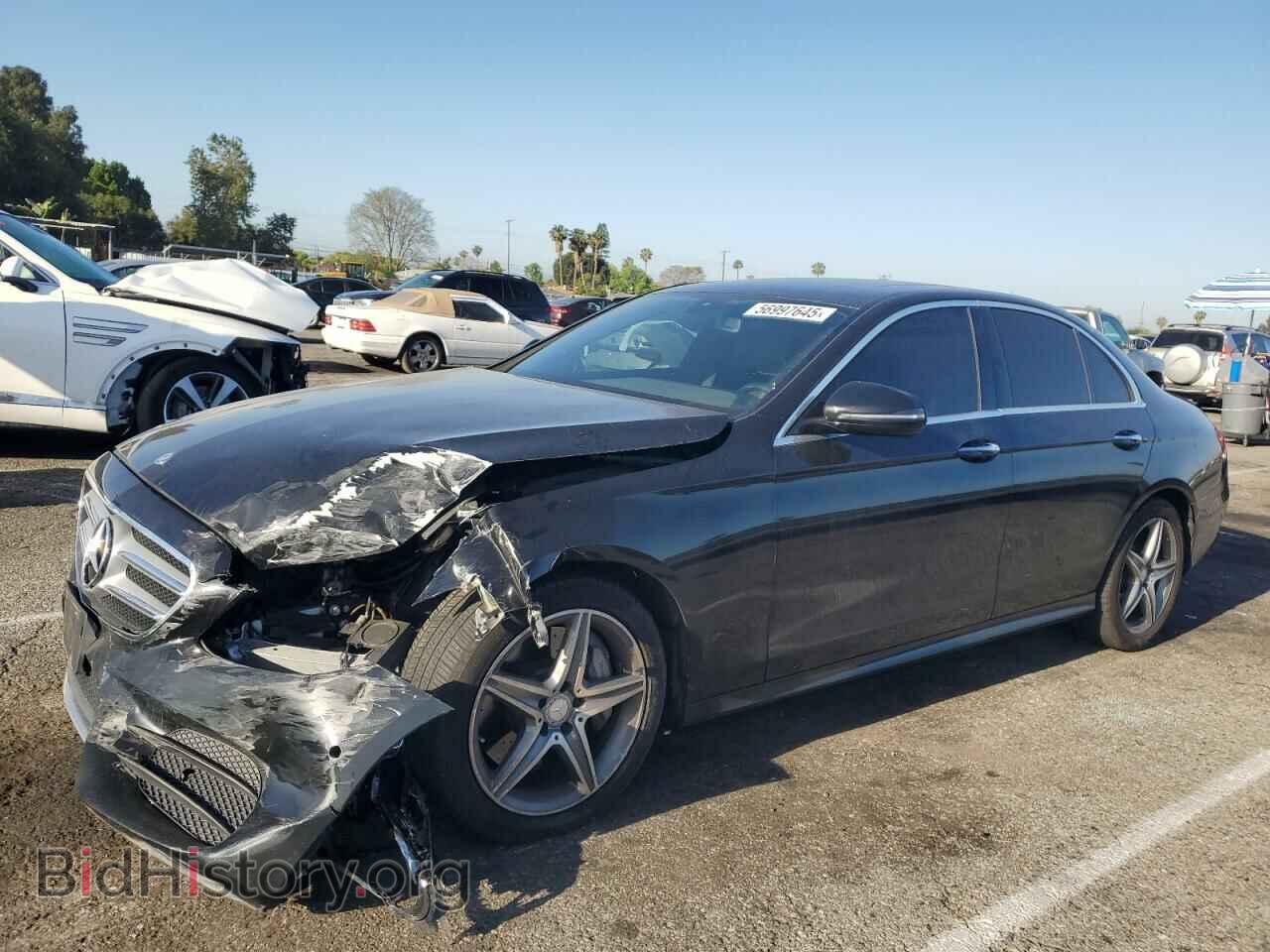 Photo WDDZF4JB3HA016671 - MERCEDES-BENZ E-CLASS 2017