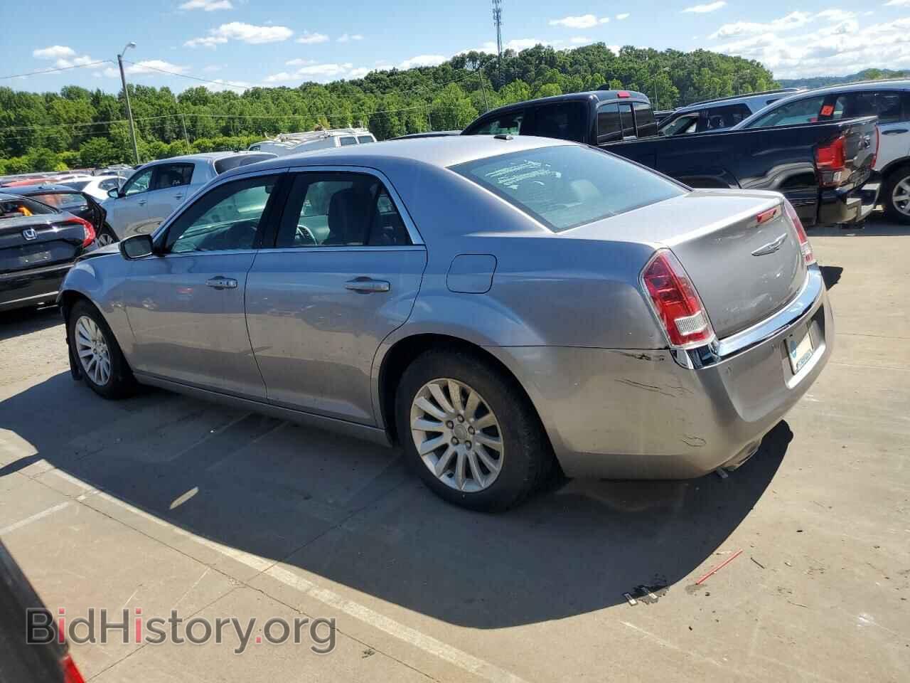 2014 CHRYSLER 300 - VIN: 2C3CCAAG1EH146002 - Фото 2