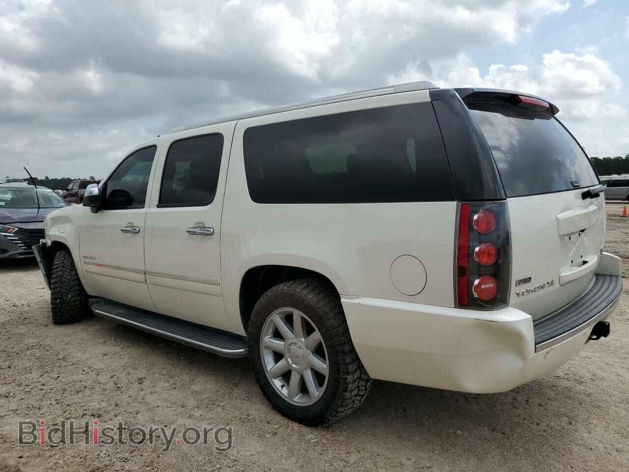 2012 GMC YUKON - VIN: 1GKS2MEF6CR184744 - Photo 2