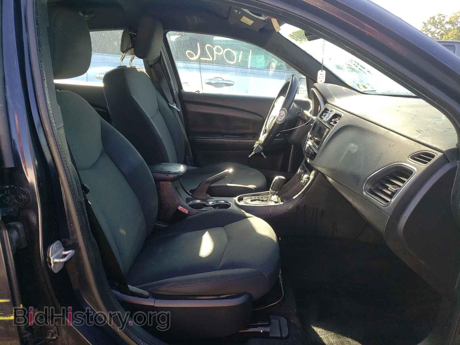 2011 CHRYSLER 200 - VIN: 1C3BC2FB8BN537181 - Фото 5