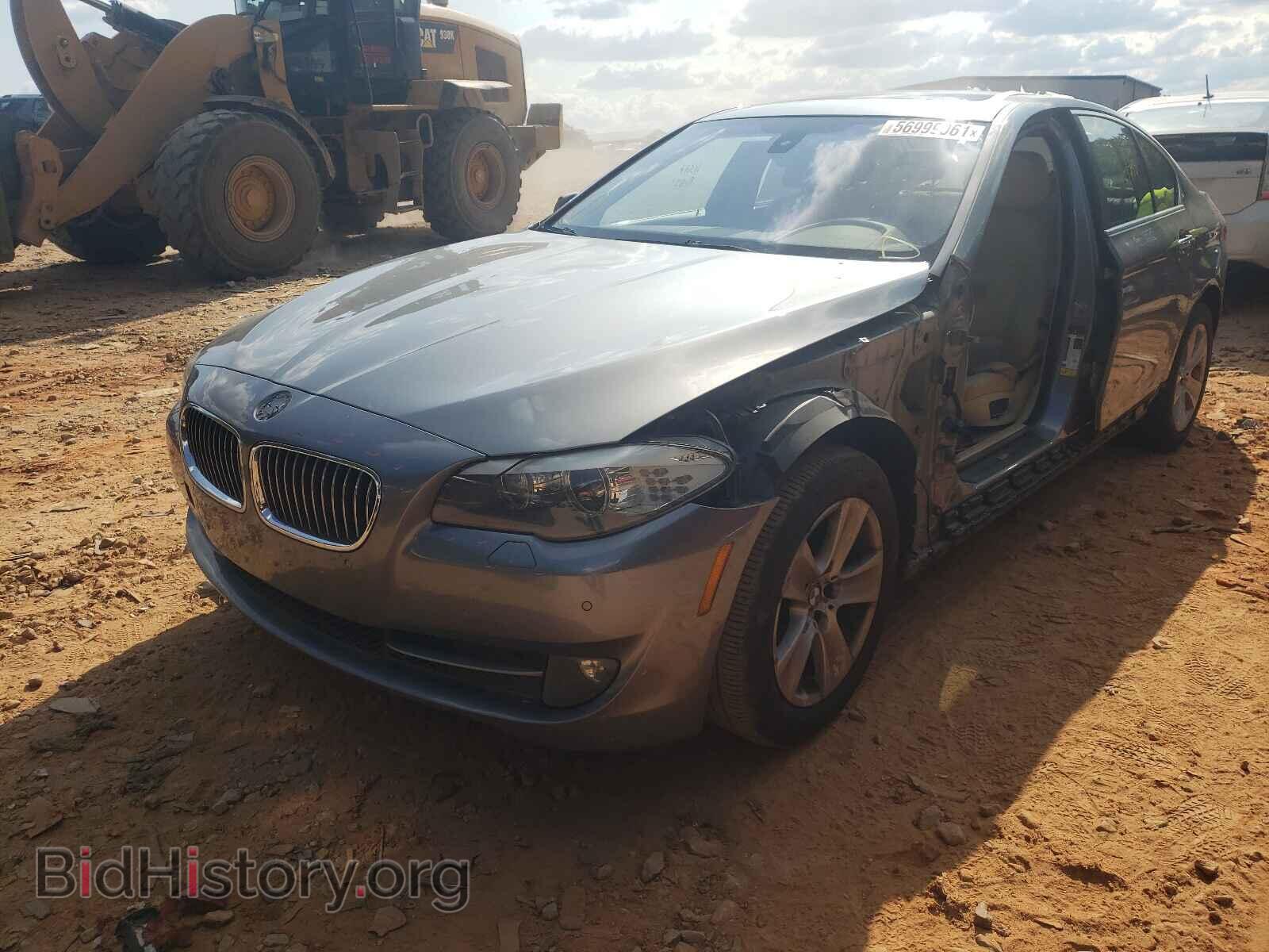2011 BMW 5 SERIES - VIN: WBAFR1C57BC737451 - Фото 2