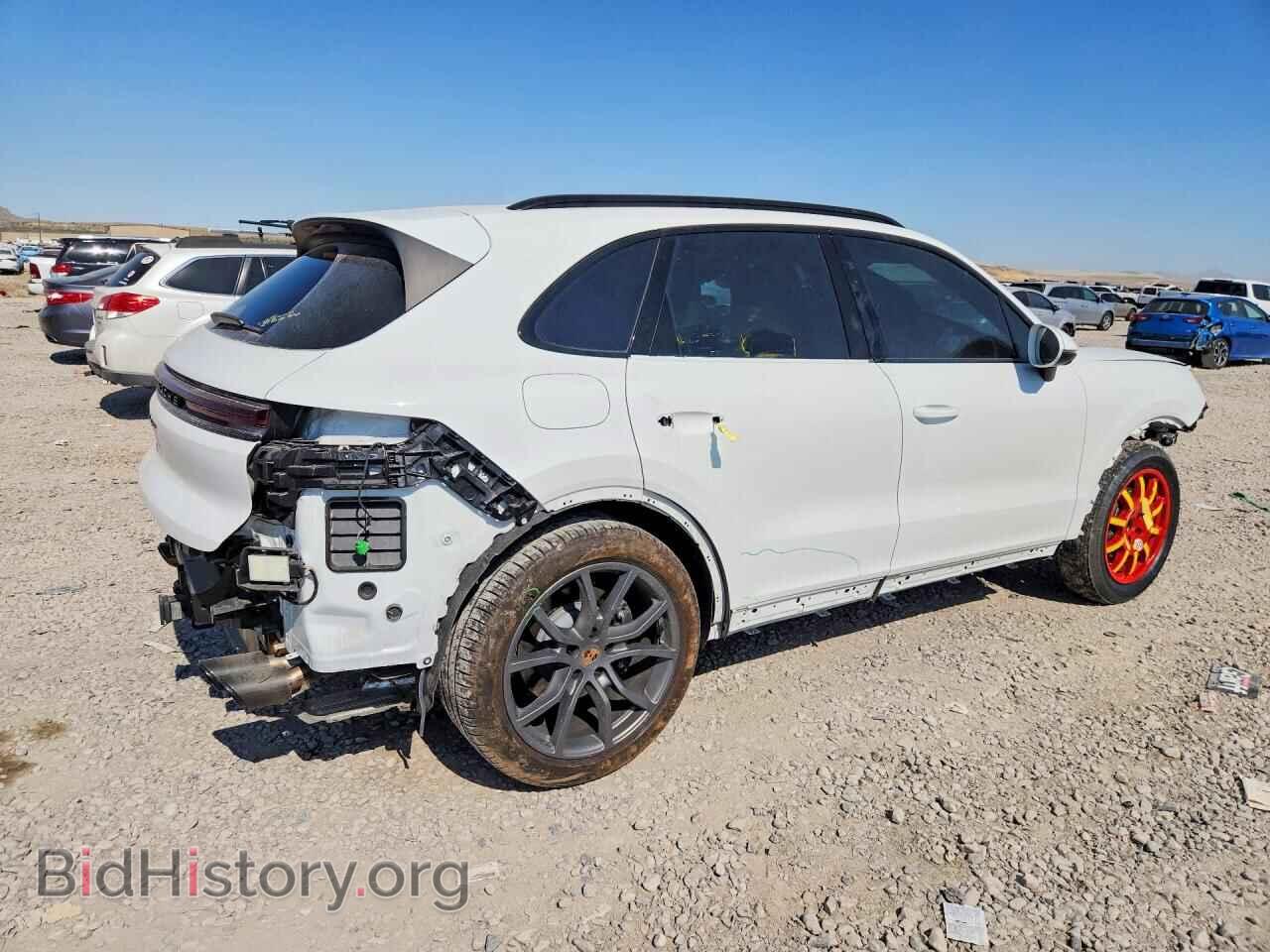 2025 PORSCHE CAYENNE - VIN: WP1AA2AY2SDA03851 - Photo 3