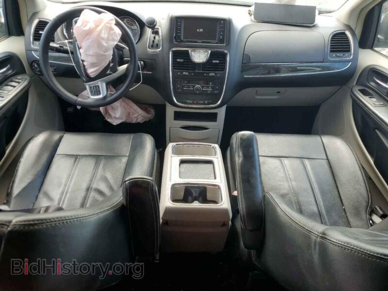 2016 Chrysler MINIVAN (VIN 2C4RC1BG7GR156244) — photo 8 of 13