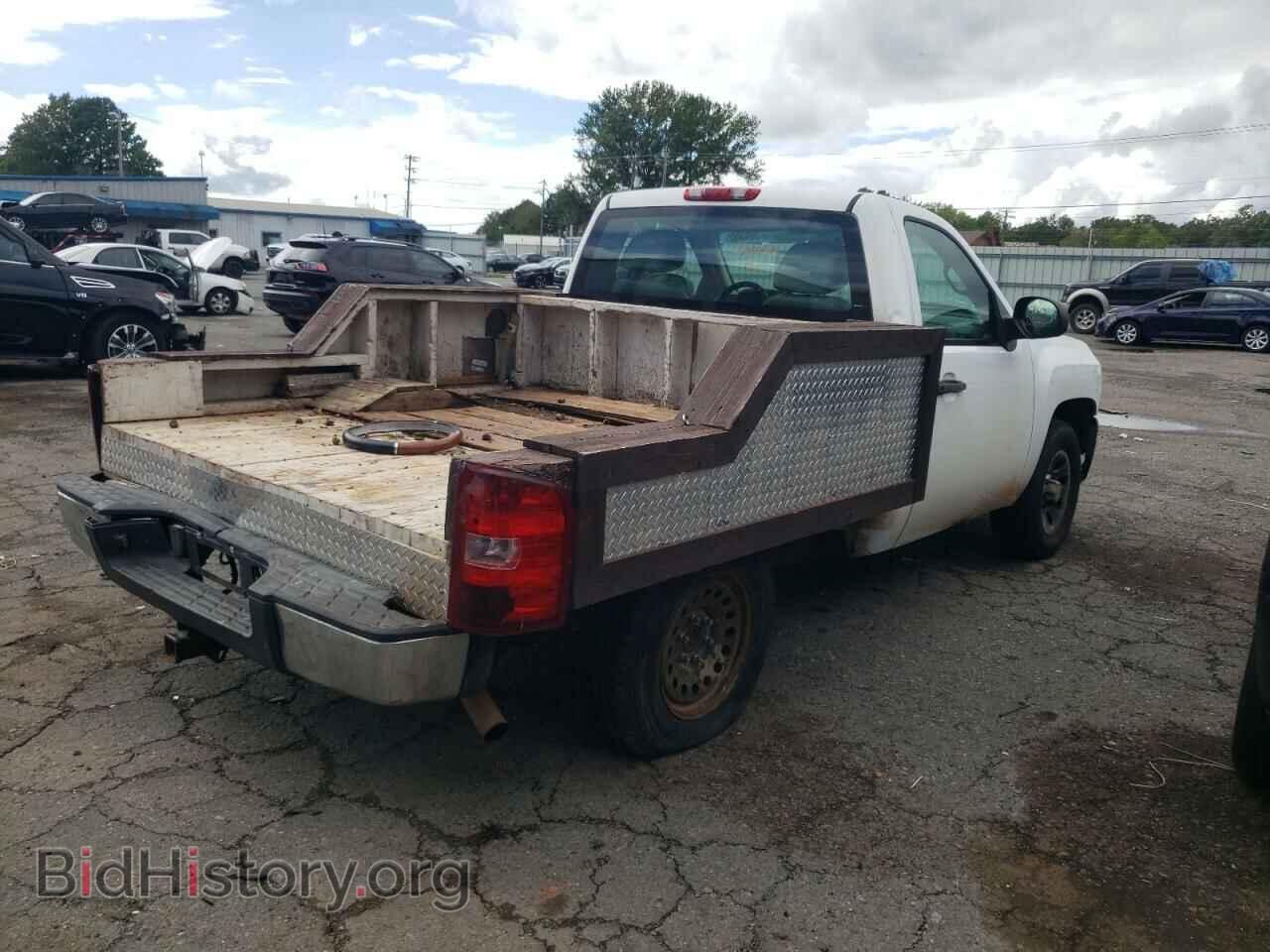 2010 CHEVROLET SILVERADO - VIN: 1GCPCPEX3AZ160908 - Фото 4