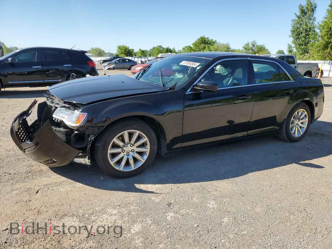 Фотография 2C3CCAAG0DH714285 - CHRYSLER 300 2013
