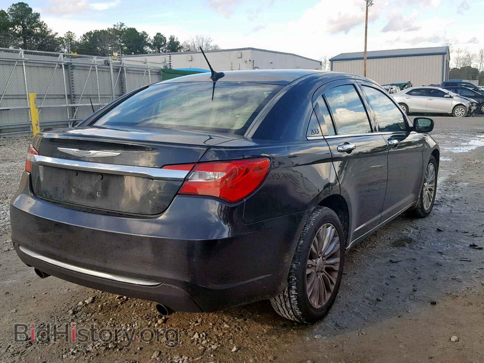 2011 CHRYSLER 200 - VIN: 1C3BC2FG8BN503074 - Фото 4