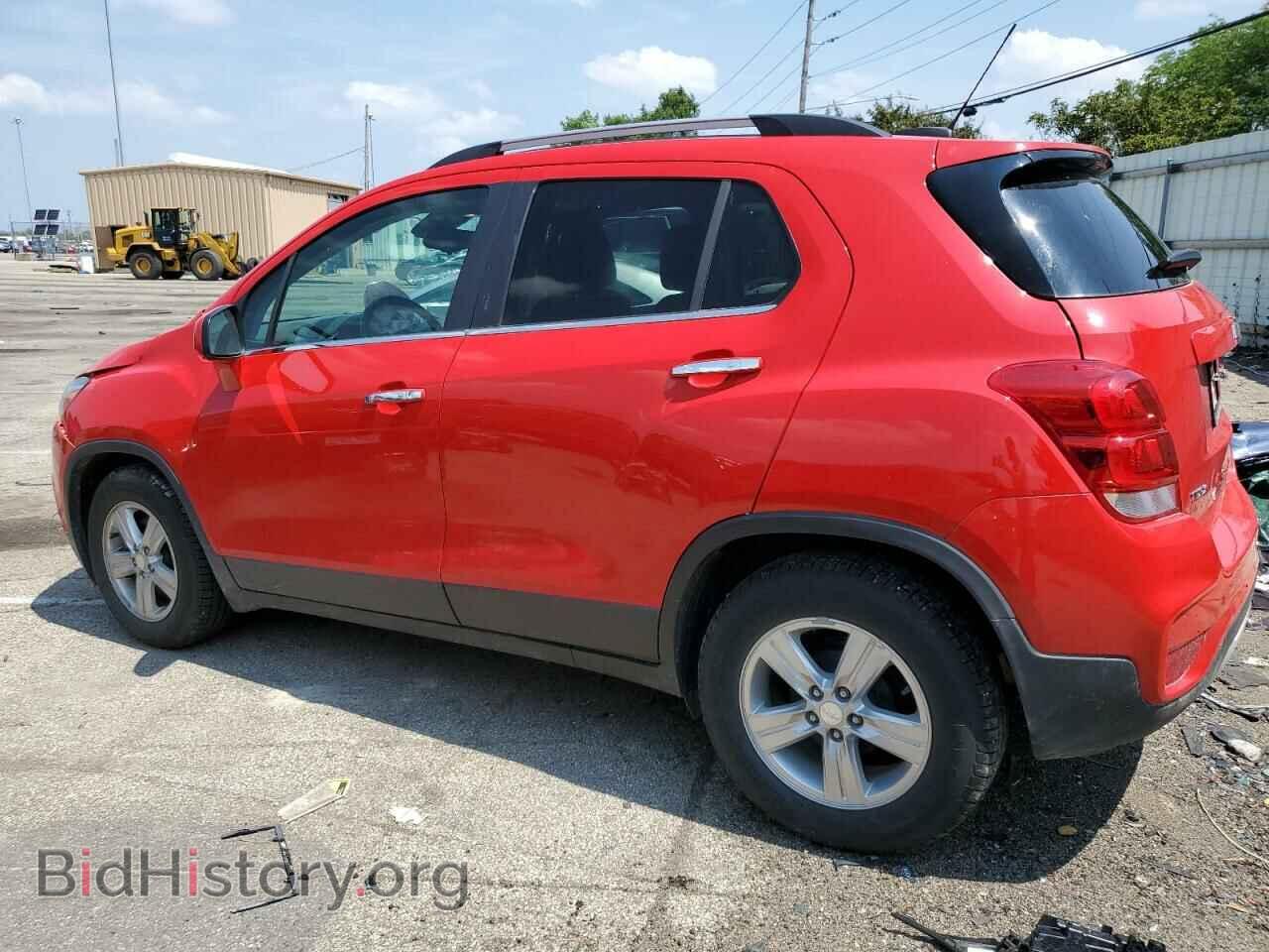 2018 CHEVROLET TRAX - VIN: 3GNCJLSB8JL300035 - Фото 2